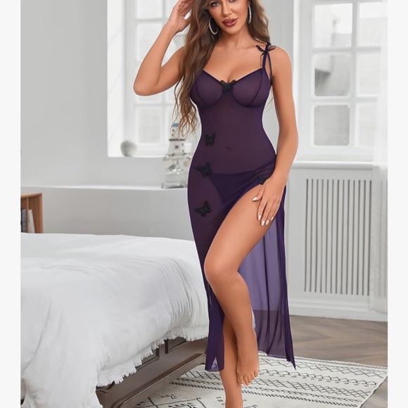 Dresses & Skirts - Elegant Purple mesh butterfly dress